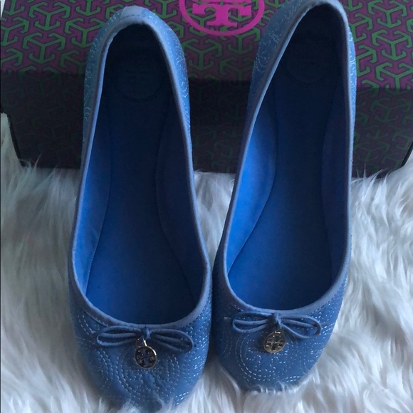 Tory Burch 🥿 - Picture 3 of 5